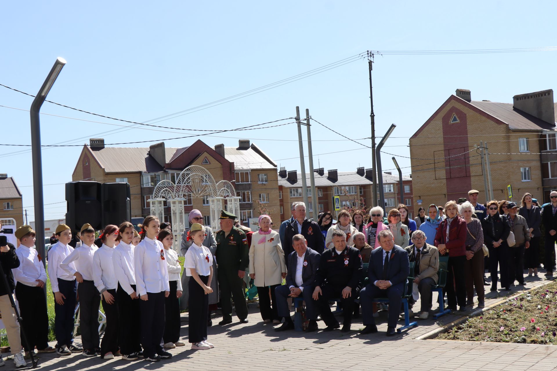В Нурлате торжественно открыли Аллею Победы в честь героев-железнодорожников