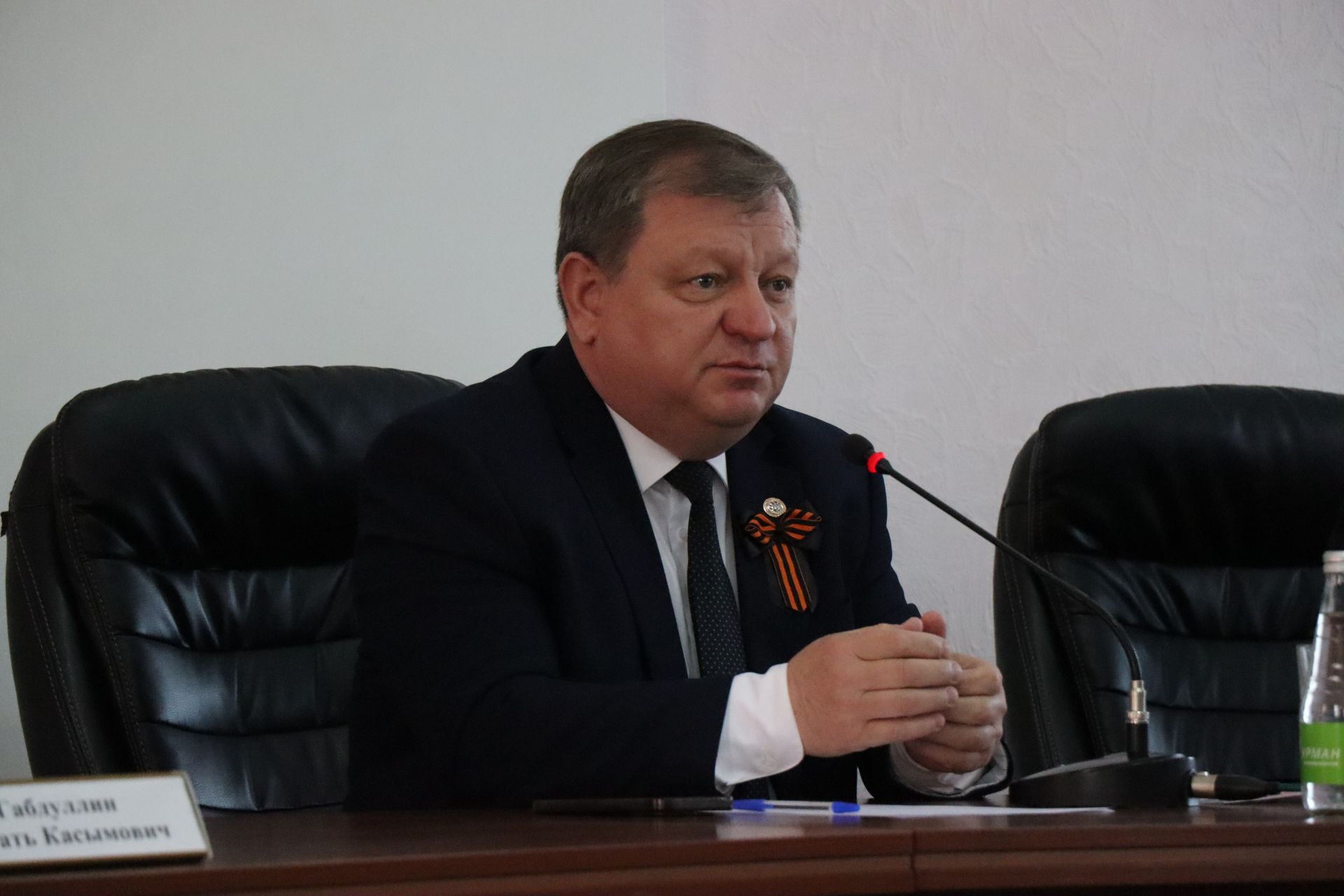 В Нурлате Айдар Метшин принял участие в акции «Красная гвоздика»