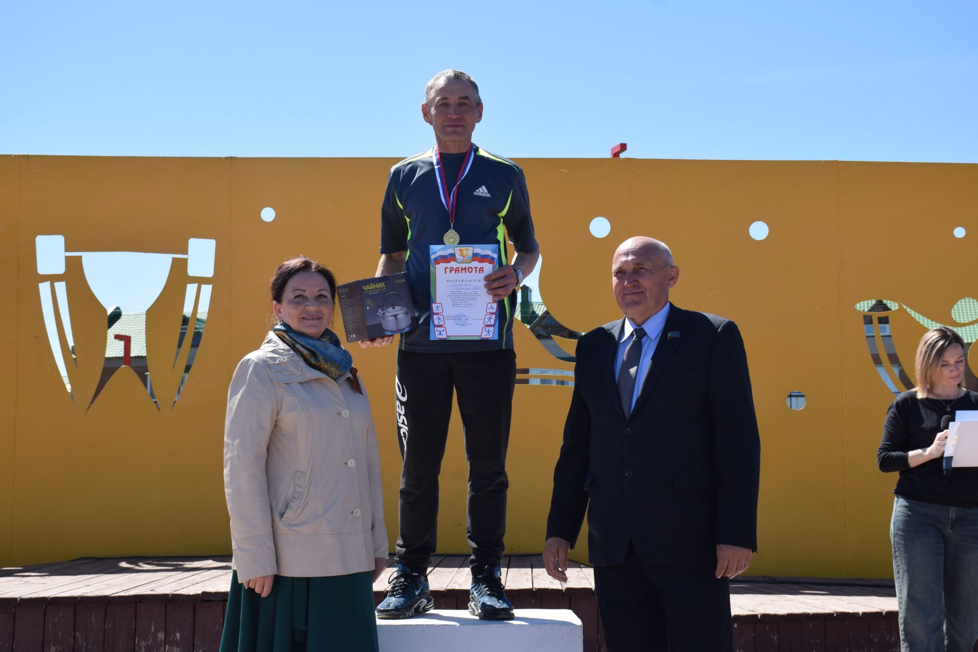 Самый юный участник пробега «Караульная Гора-Нурлат» Артем Жирнов посвятил свой забег подвигам прадедов