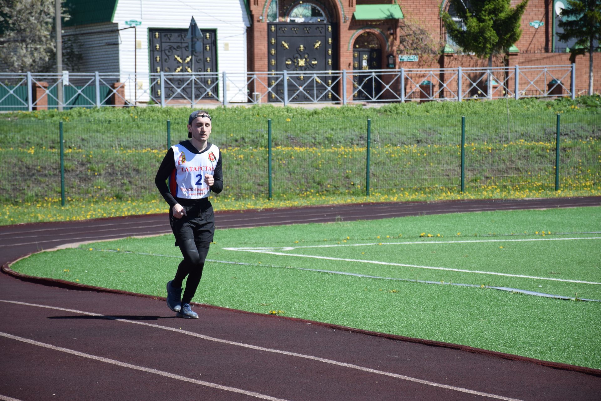 Самый юный участник пробега «Караульная Гора-Нурлат» Артем Жирнов посвятил свой забег подвигам прадедов