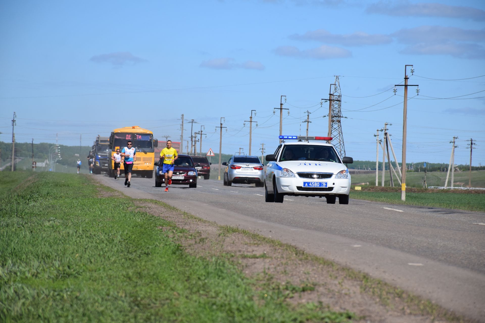 Самый юный участник пробега «Караульная Гора-Нурлат» Артем Жирнов посвятил свой забег подвигам прадедов