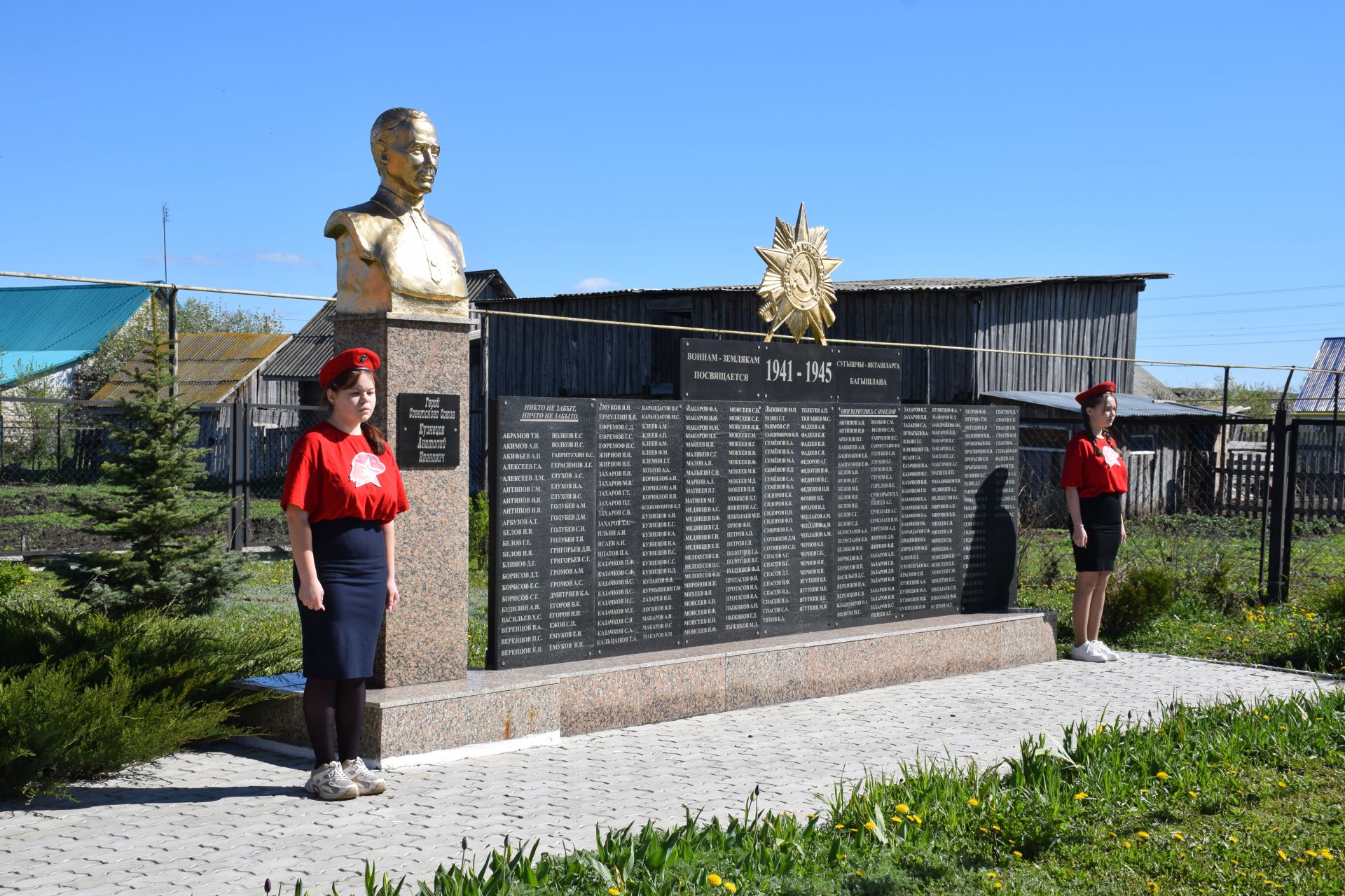 Самый юный участник пробега «Караульная Гора-Нурлат» Артем Жирнов посвятил свой забег подвигам прадедов