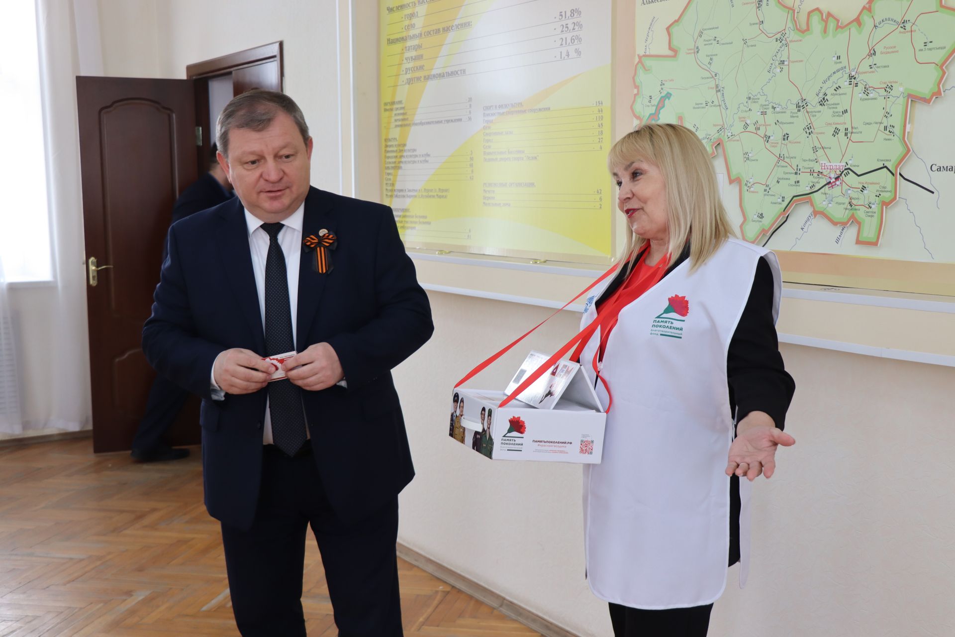 В Нурлате Айдар Метшин принял участие в акции «Красная гвоздика»