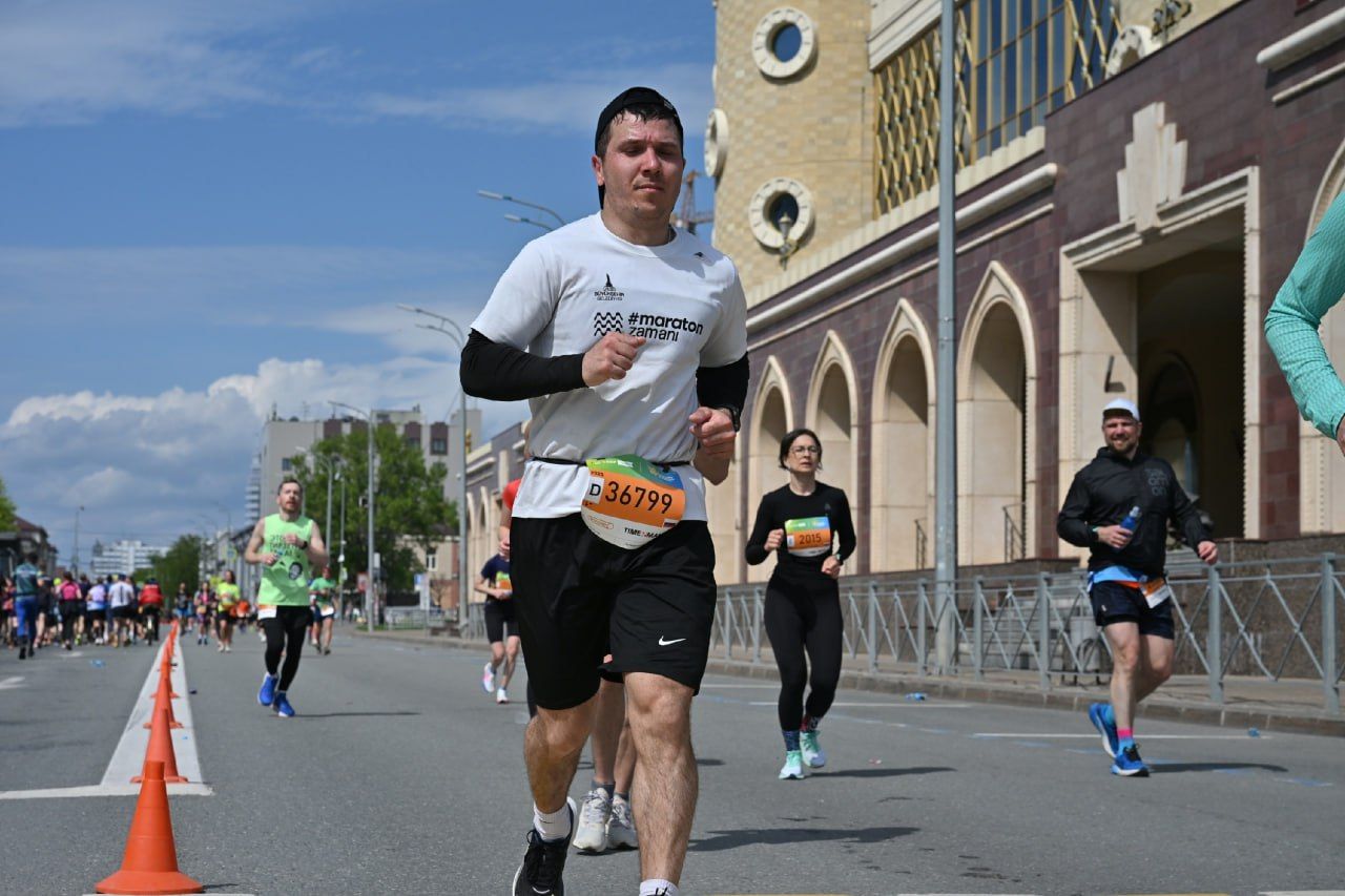 Директор Нурлатской спортшколы пробежал Казанский марафон