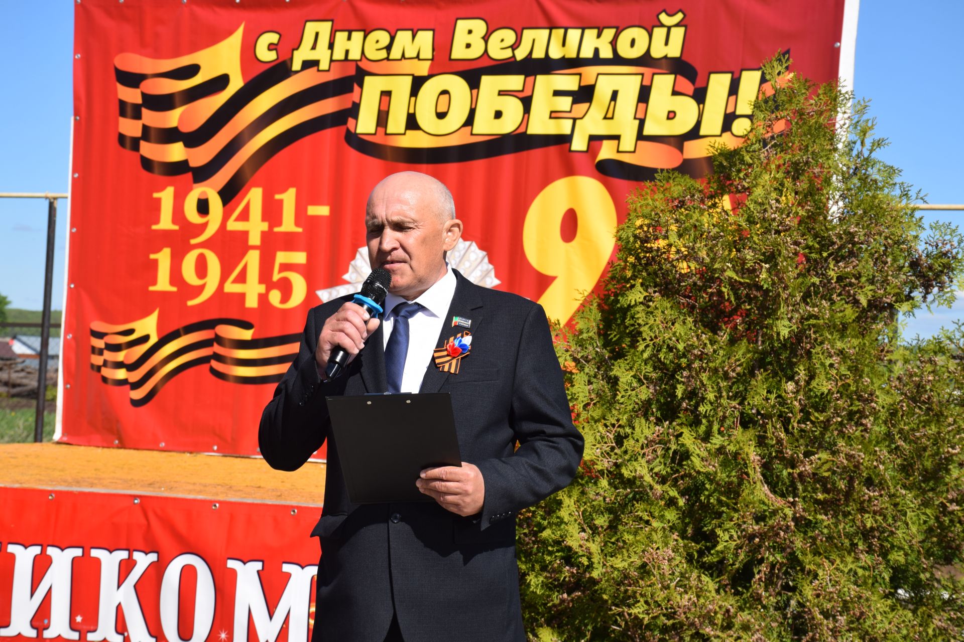 Самый юный участник пробега «Караульная Гора-Нурлат» Артем Жирнов посвятил свой забег подвигам прадедов