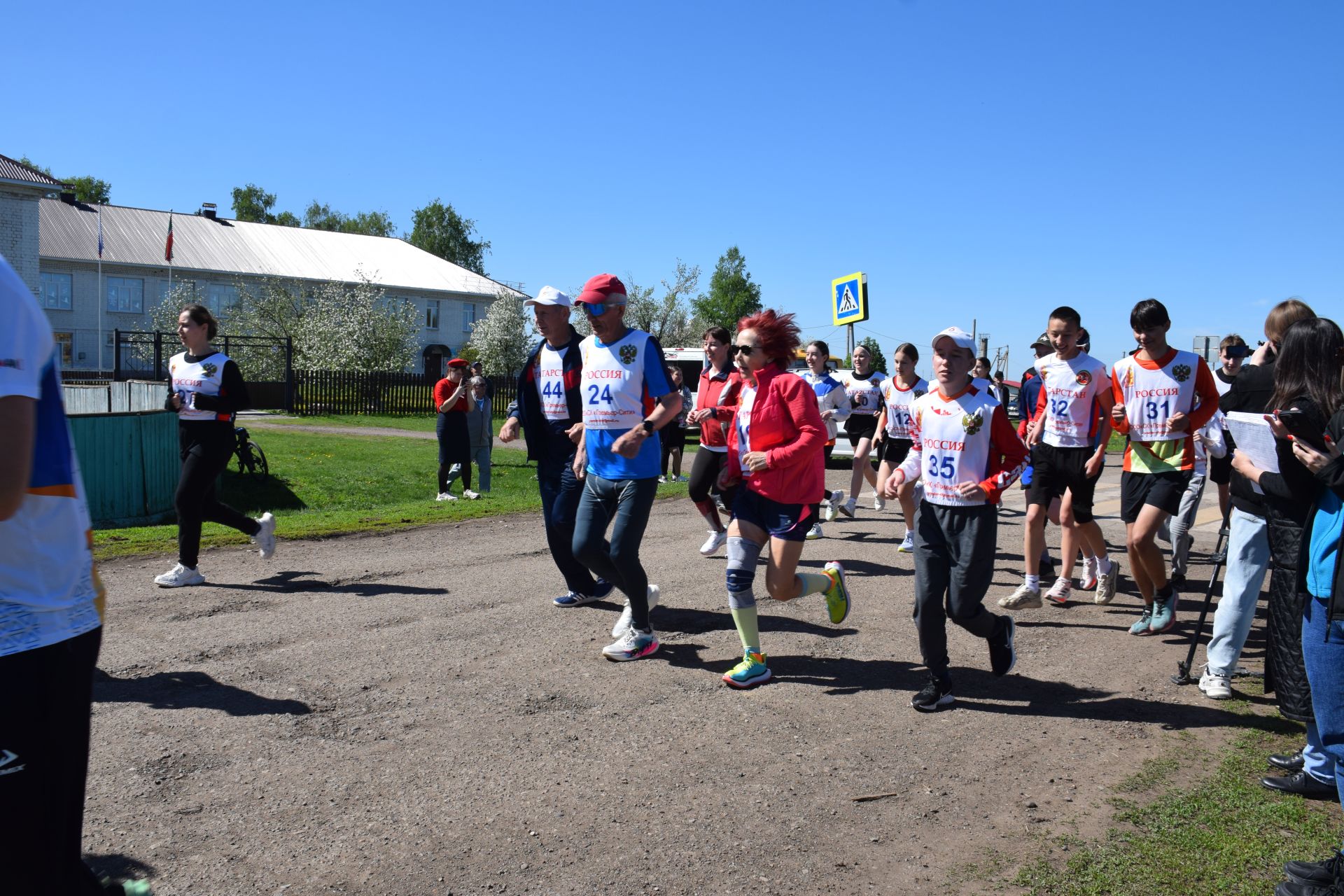 Самый юный участник пробега «Караульная Гора-Нурлат» Артем Жирнов посвятил свой забег подвигам прадедов