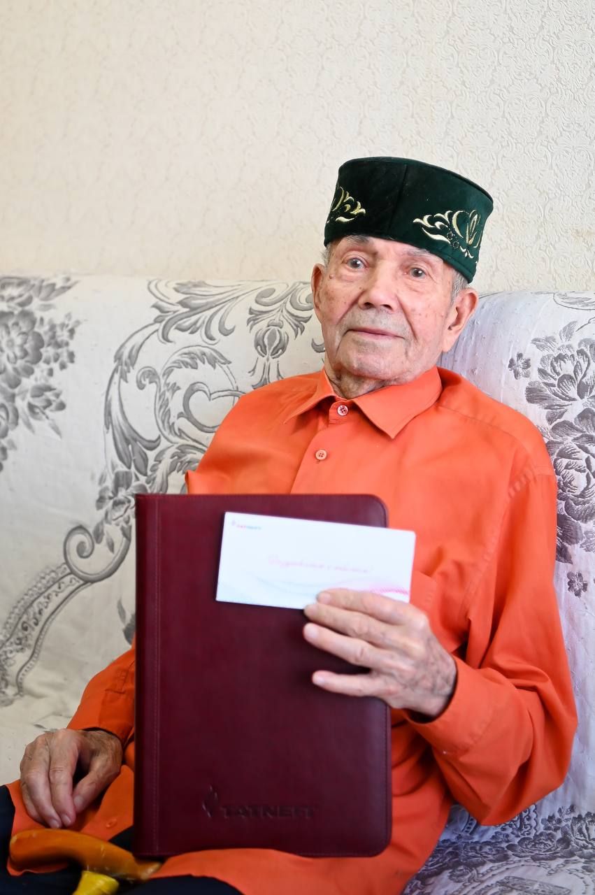 Ветеран-нефтяник Якуб Каримов отметил 95-летие