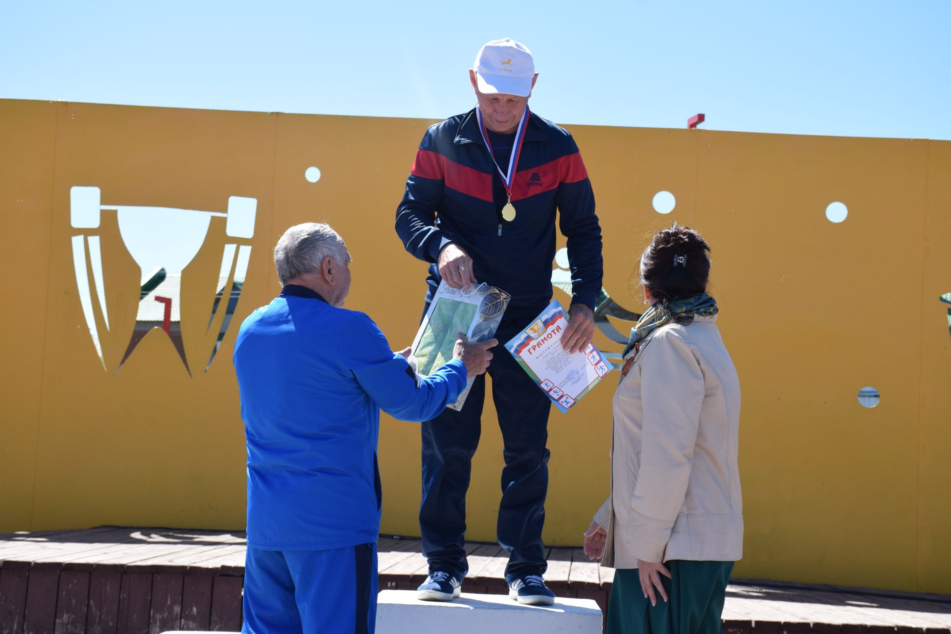 Самый юный участник пробега «Караульная Гора-Нурлат» Артем Жирнов посвятил свой забег подвигам прадедов