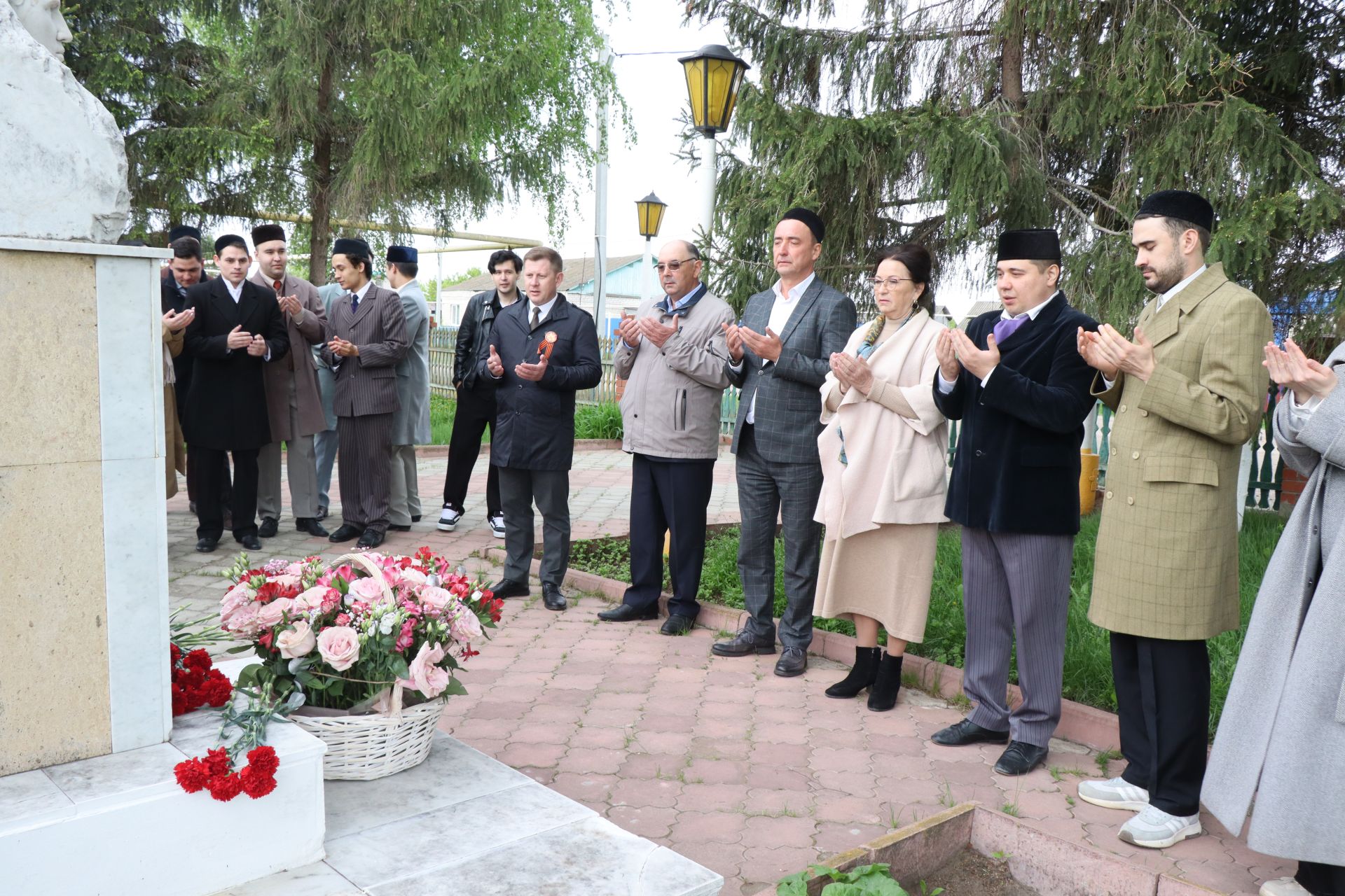 В Нурлатском районе почтили память основоположника татарского театра Габдуллы Кариева