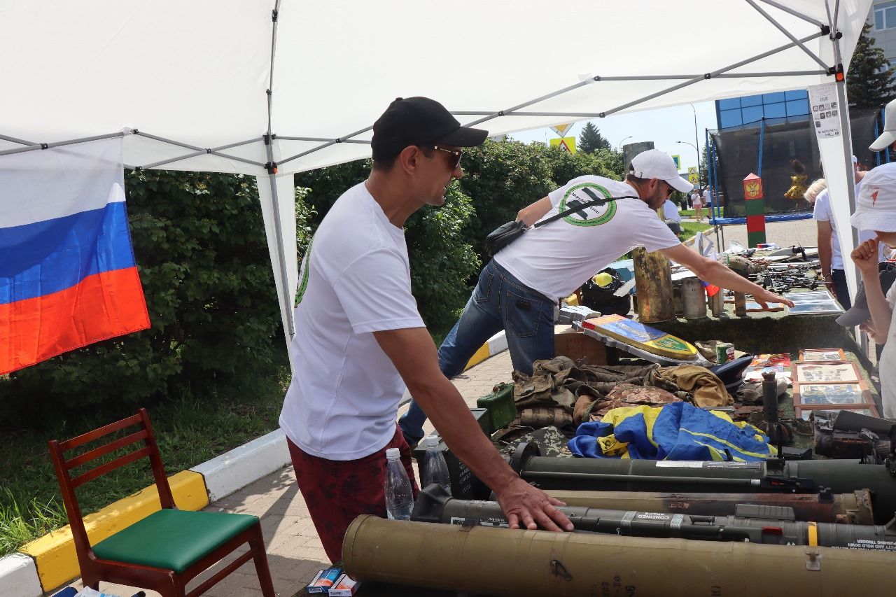День России нурлатцы отпраздновали на центральной площади города