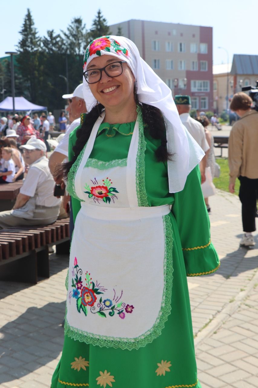 День России нурлатцы отпраздновали на центральной площади города