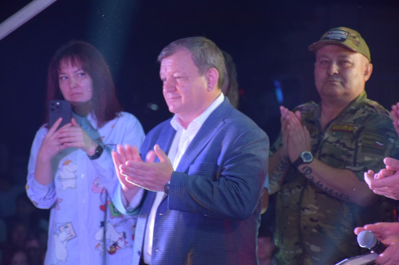 В Нурлате Фирдус Тямаев дал большой благотворительный концерт (+фоторепортаж)