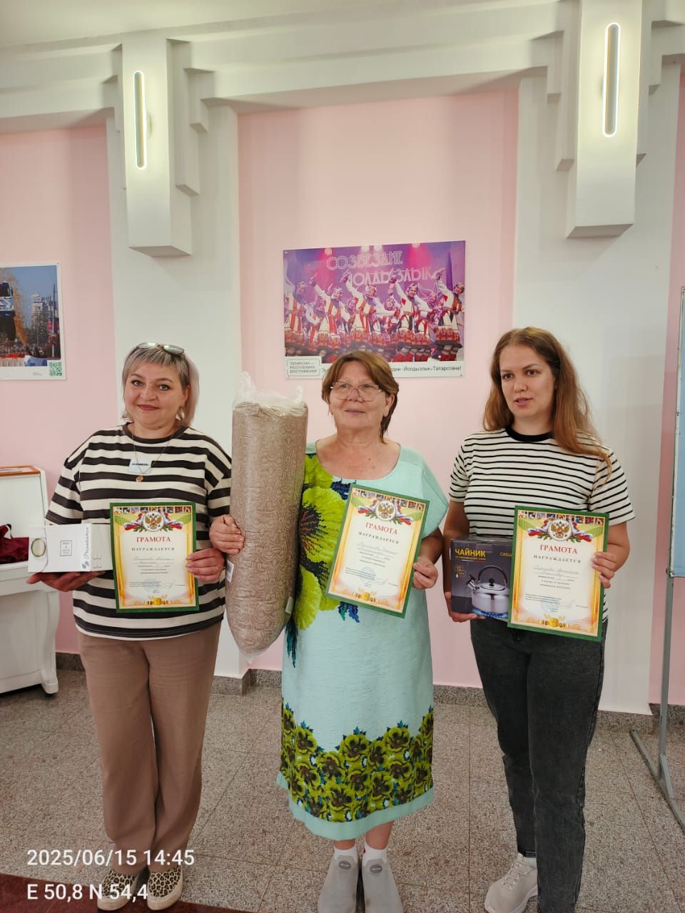 В Нурлате прошли турниры по шашкам и шахматам среди женщин