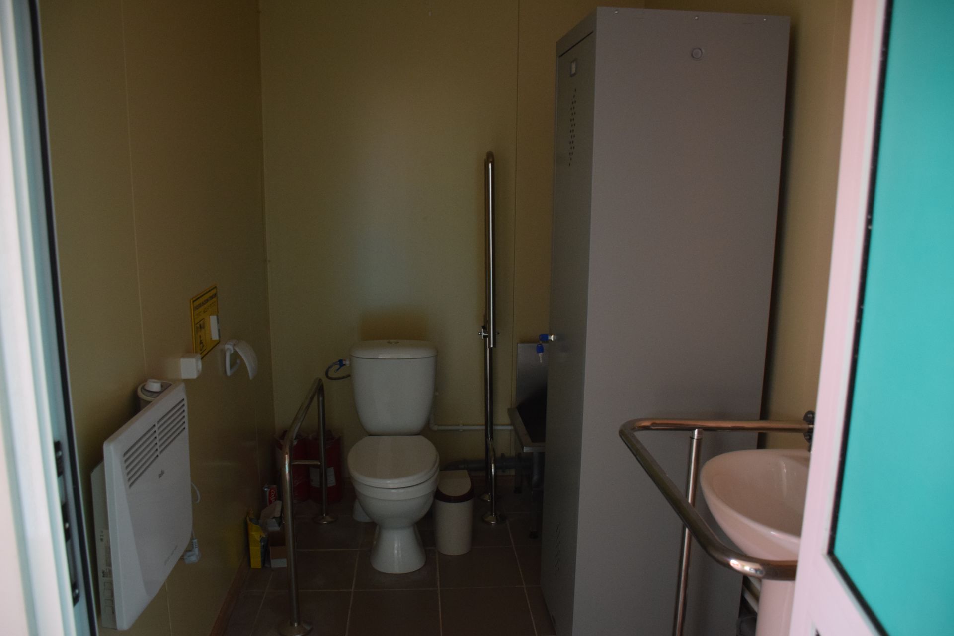 В Нурлате Дамир Ишкинеев осмотрел строящиеся фельдшерско-акушерские пункты