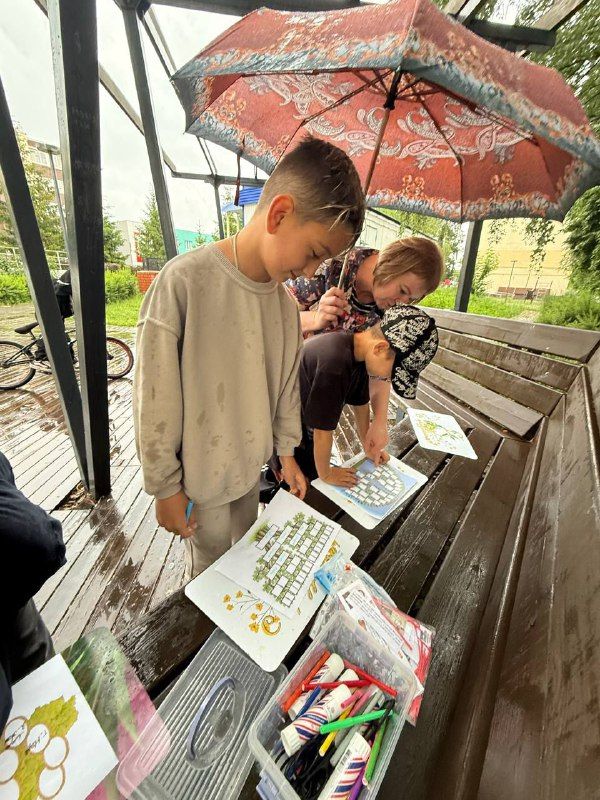 «Древо семьи»: в Нурлате дети создавали родословную под летним дождем