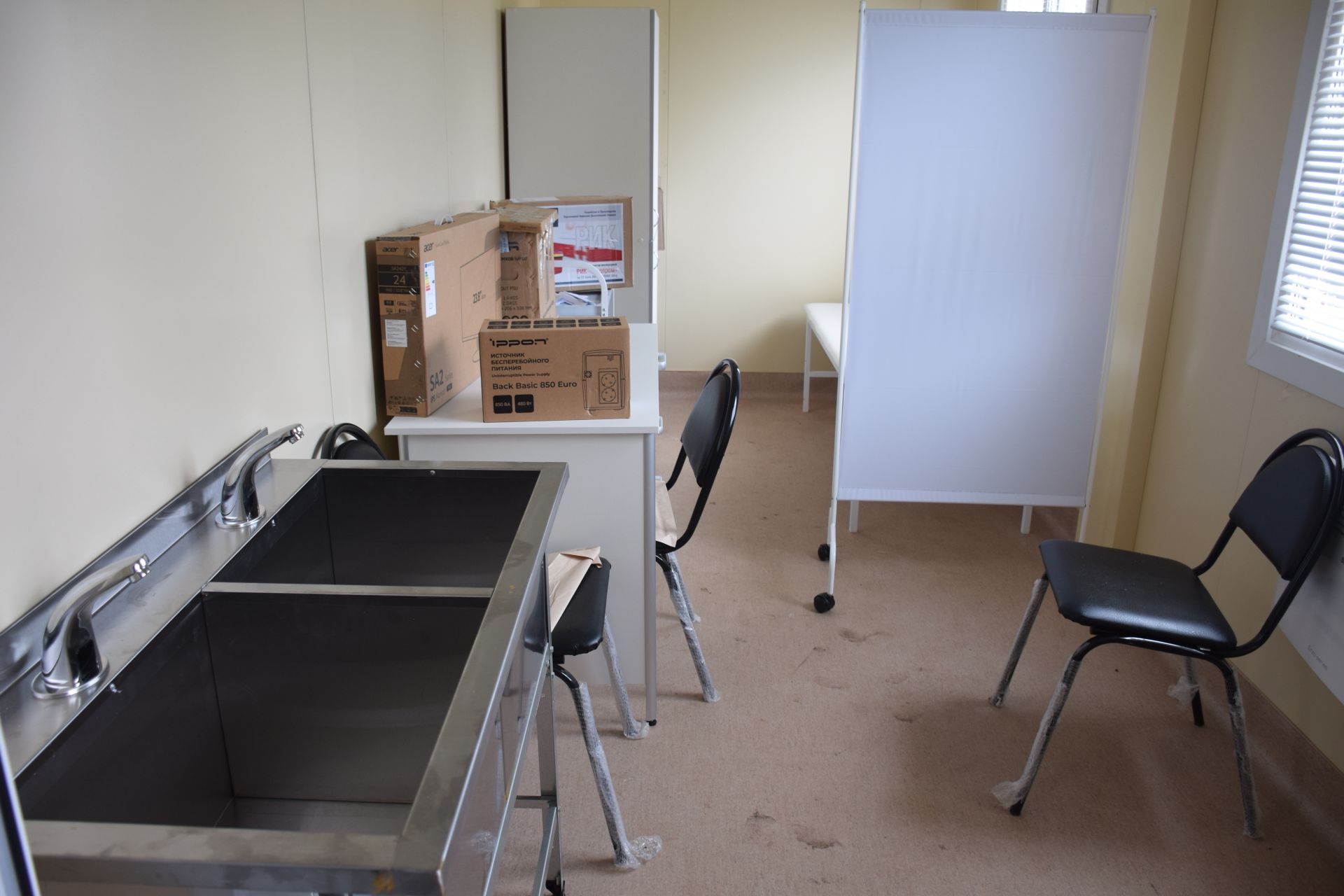 В Нурлате Дамир Ишкинеев осмотрел строящиеся фельдшерско-акушерские пункты