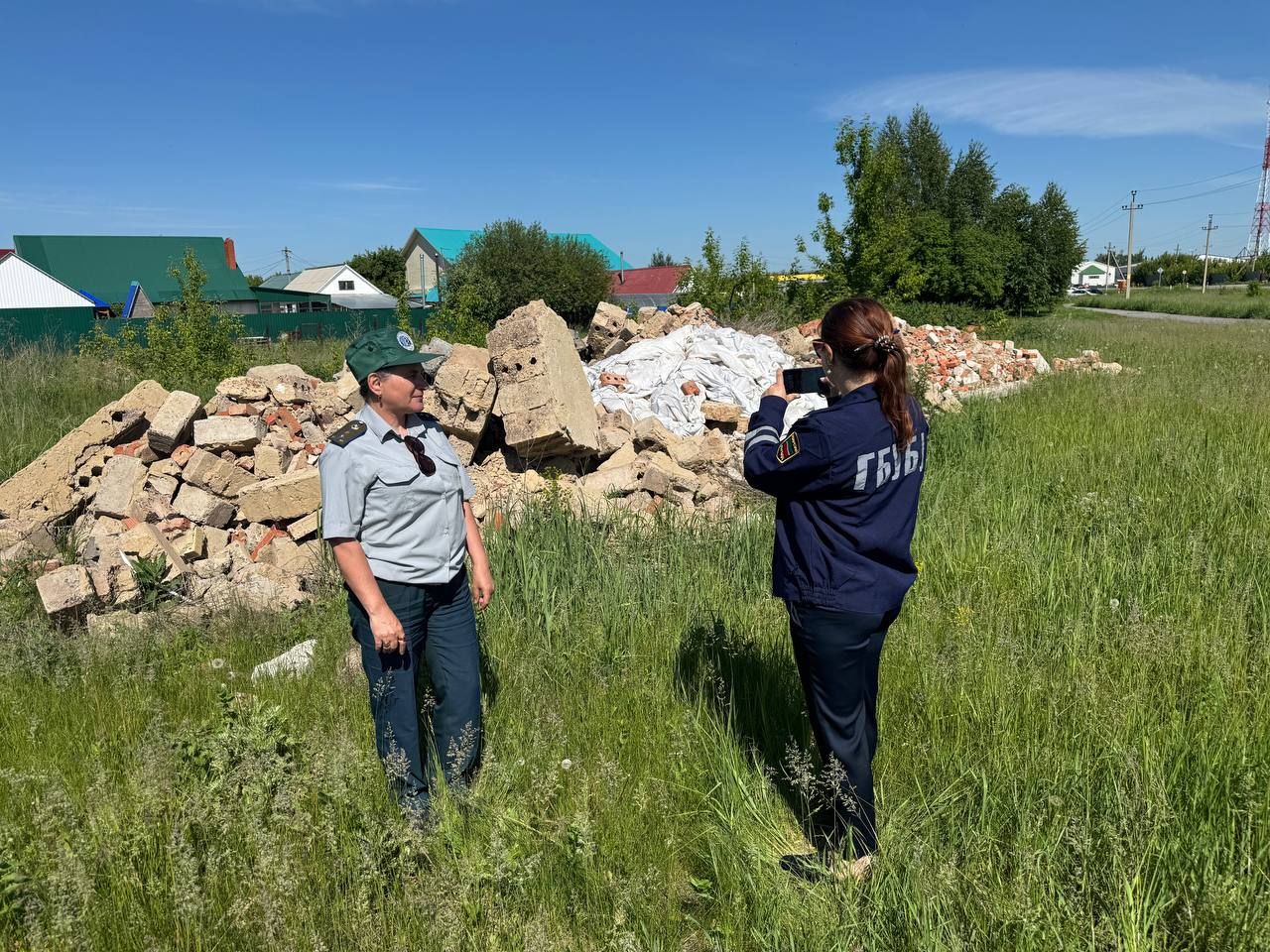 Проверка дорог Нурлатского района выявила несанкционированные свалки