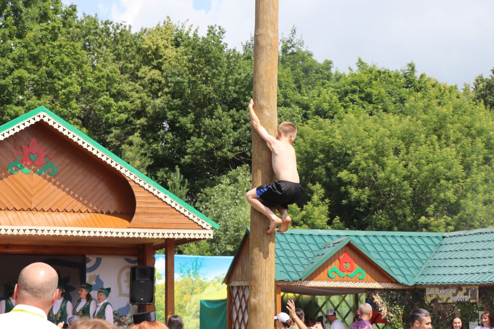 Нурлатское подворье на казанском Сабантуе посетил Раис Татарстана (+ фоторепортаж)