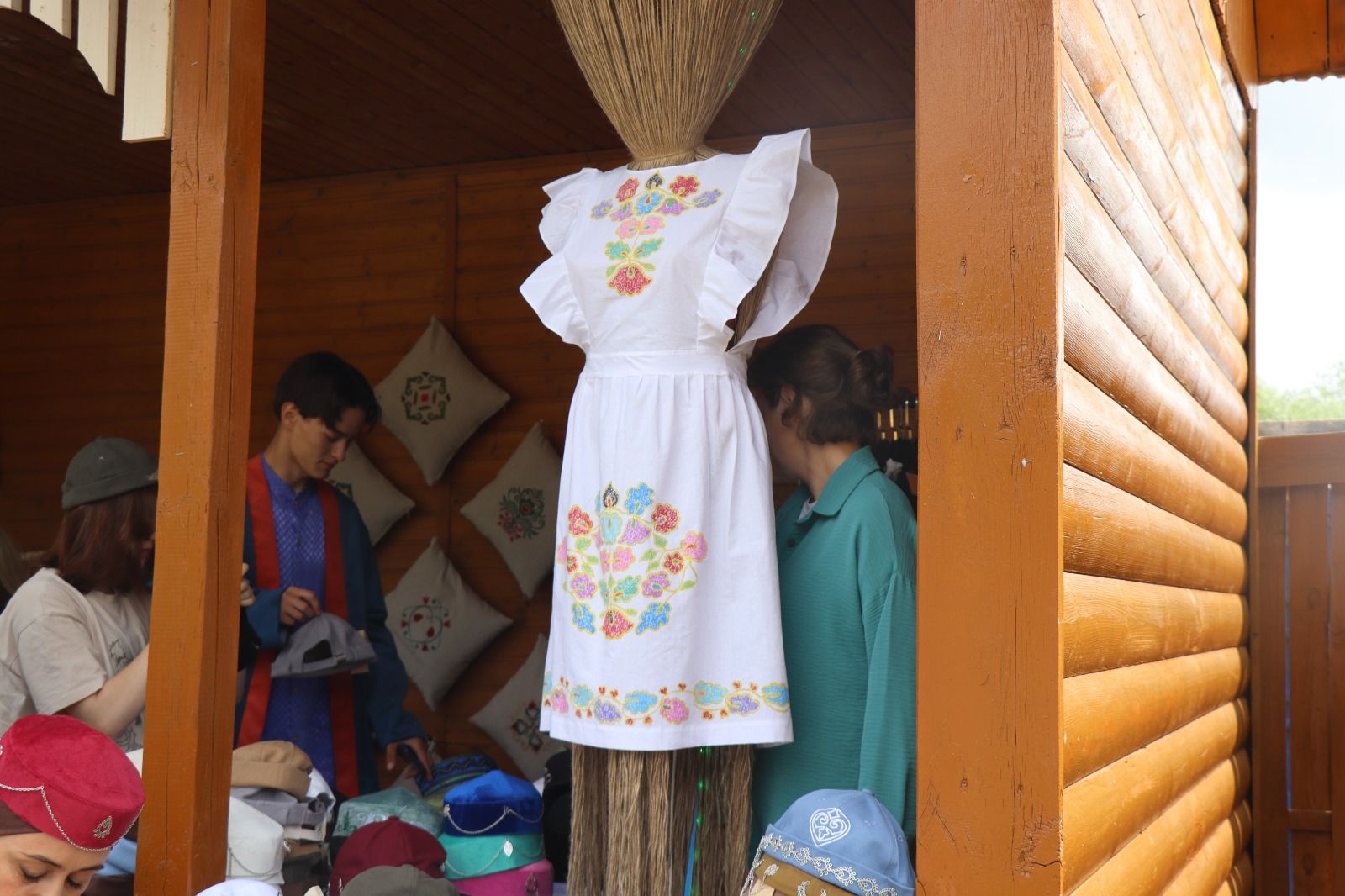 Нурлатское подворье на казанском Сабантуе посетил Раис Татарстана (+ фоторепортаж)