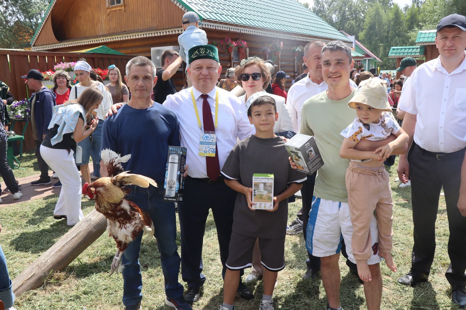 Нурлатское подворье на казанском Сабантуе посетил Раис Татарстана (+ фоторепортаж)