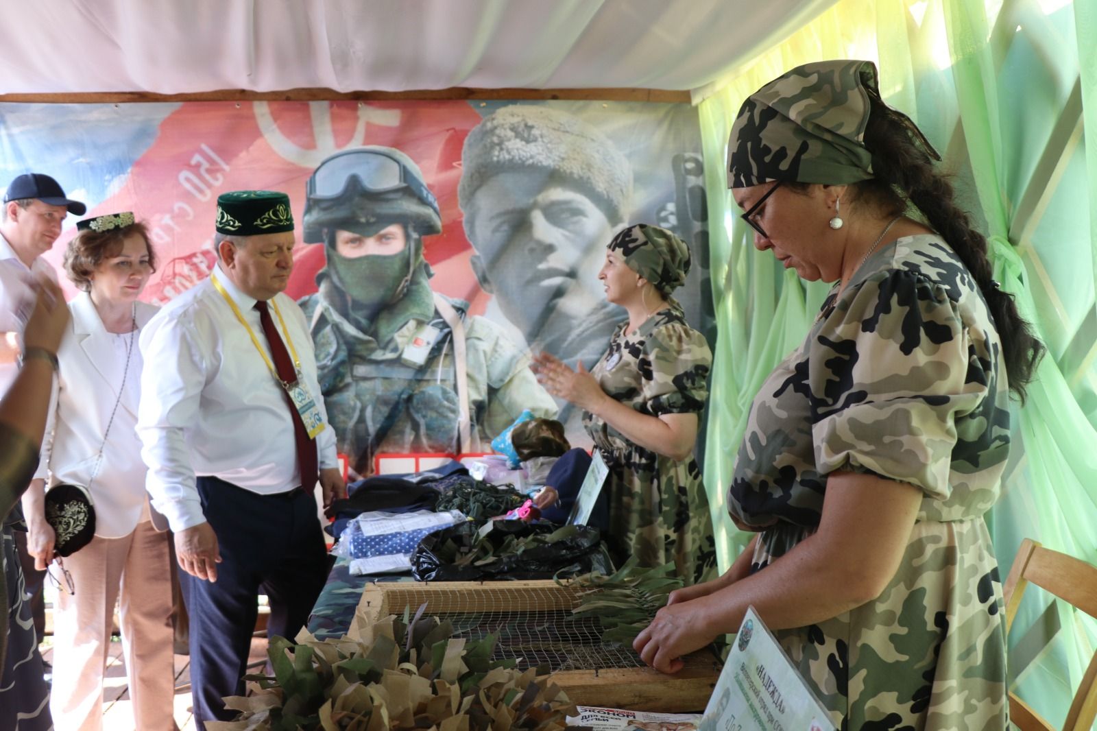 Нурлатское подворье на казанском Сабантуе посетил Раис Татарстана (+ фоторепортаж)