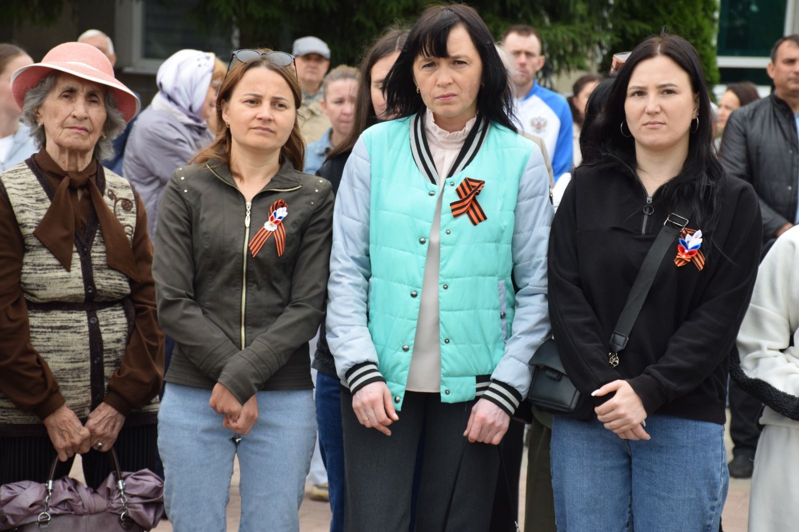 В День памяти и скорби в Нурлате прошел траурный митинг (+ фоторепортаж)