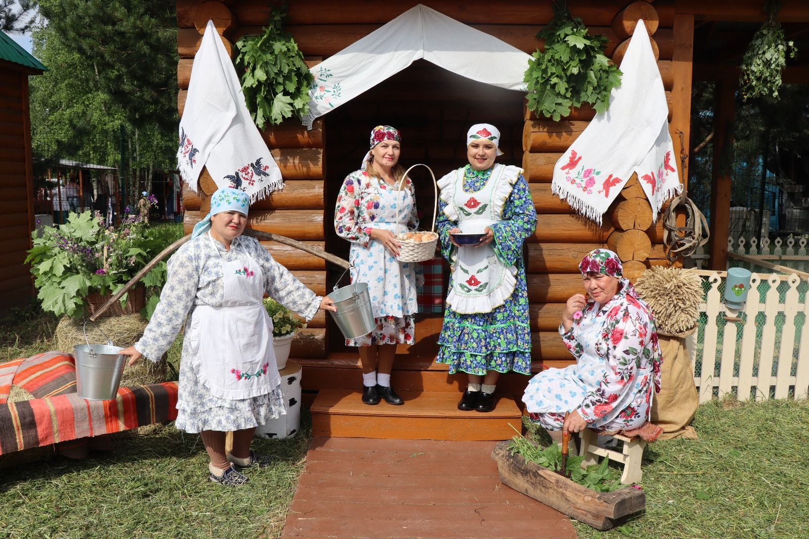 Нурлатское подворье на казанском Сабантуе посетил Раис Татарстана (+ фоторепортаж)