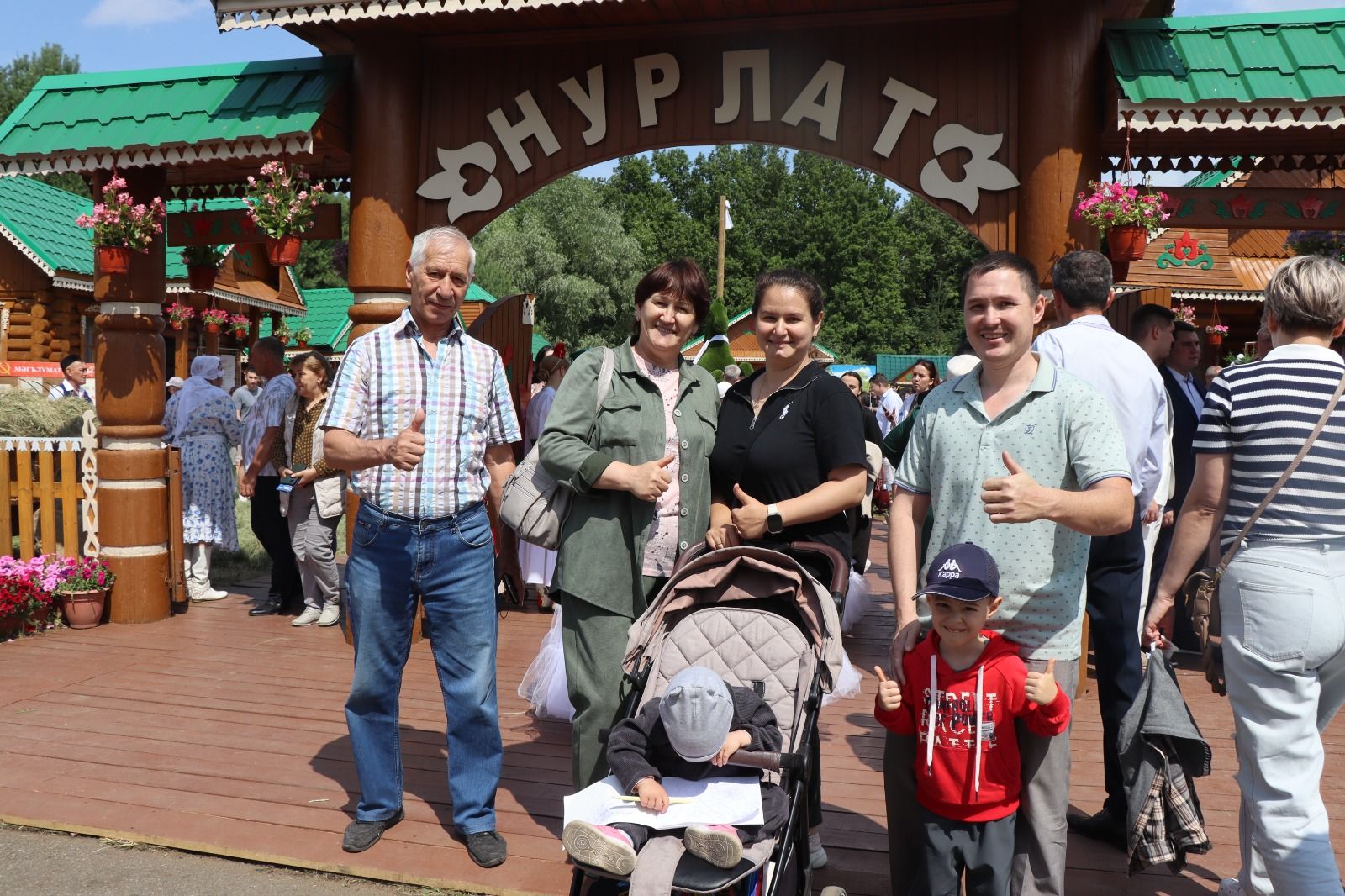 Нурлатское подворье на казанском Сабантуе посетил Раис Татарстана (+ фоторепортаж)