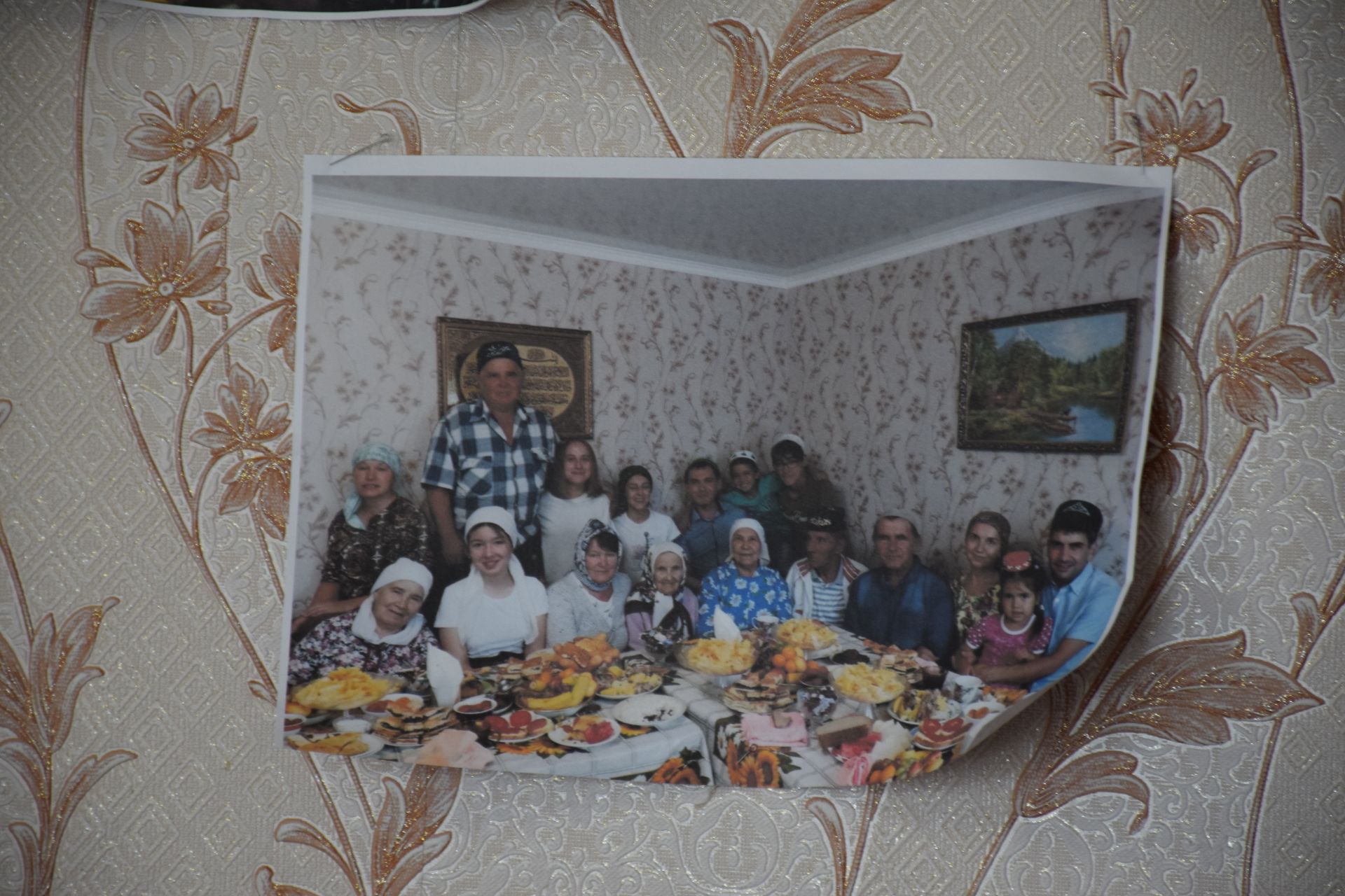 Уважаемая учительница из села Новое Иглайкино Файзя Валиахметовна Губайдуллина отмечает столетний юбилей