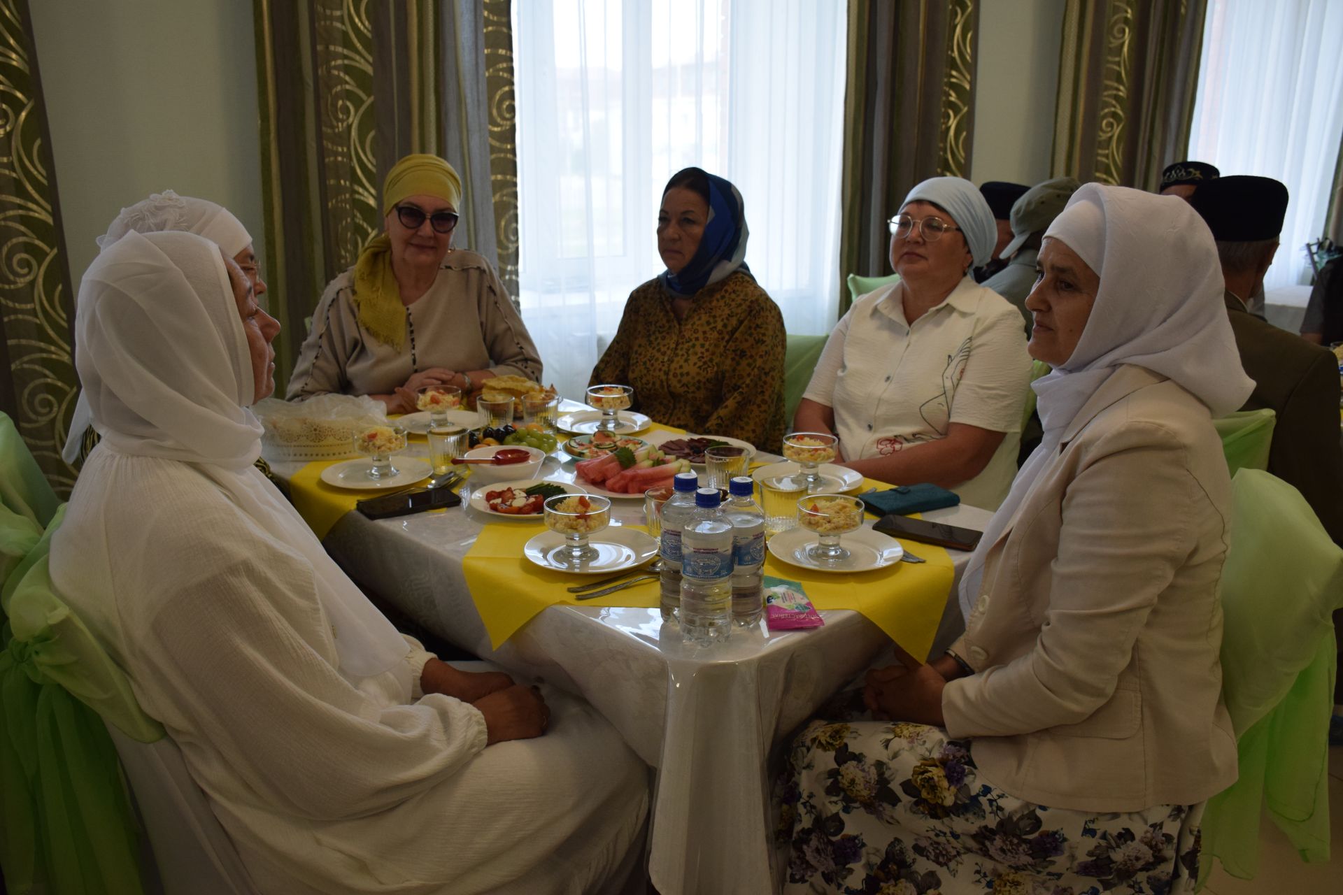 В образовательном центре имени Ахмадзаки хазрата Сафиуллина прошел Курбан-меджлис