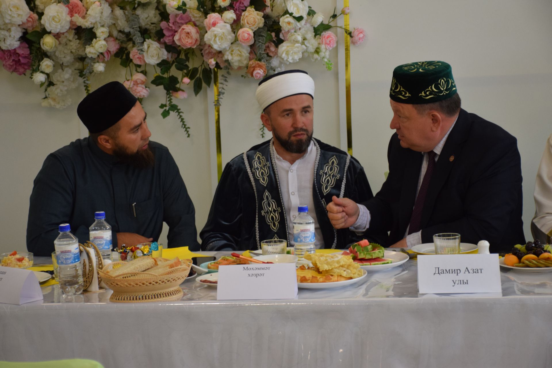 В образовательном центре имени Ахмадзаки хазрата Сафиуллина прошел Курбан-меджлис