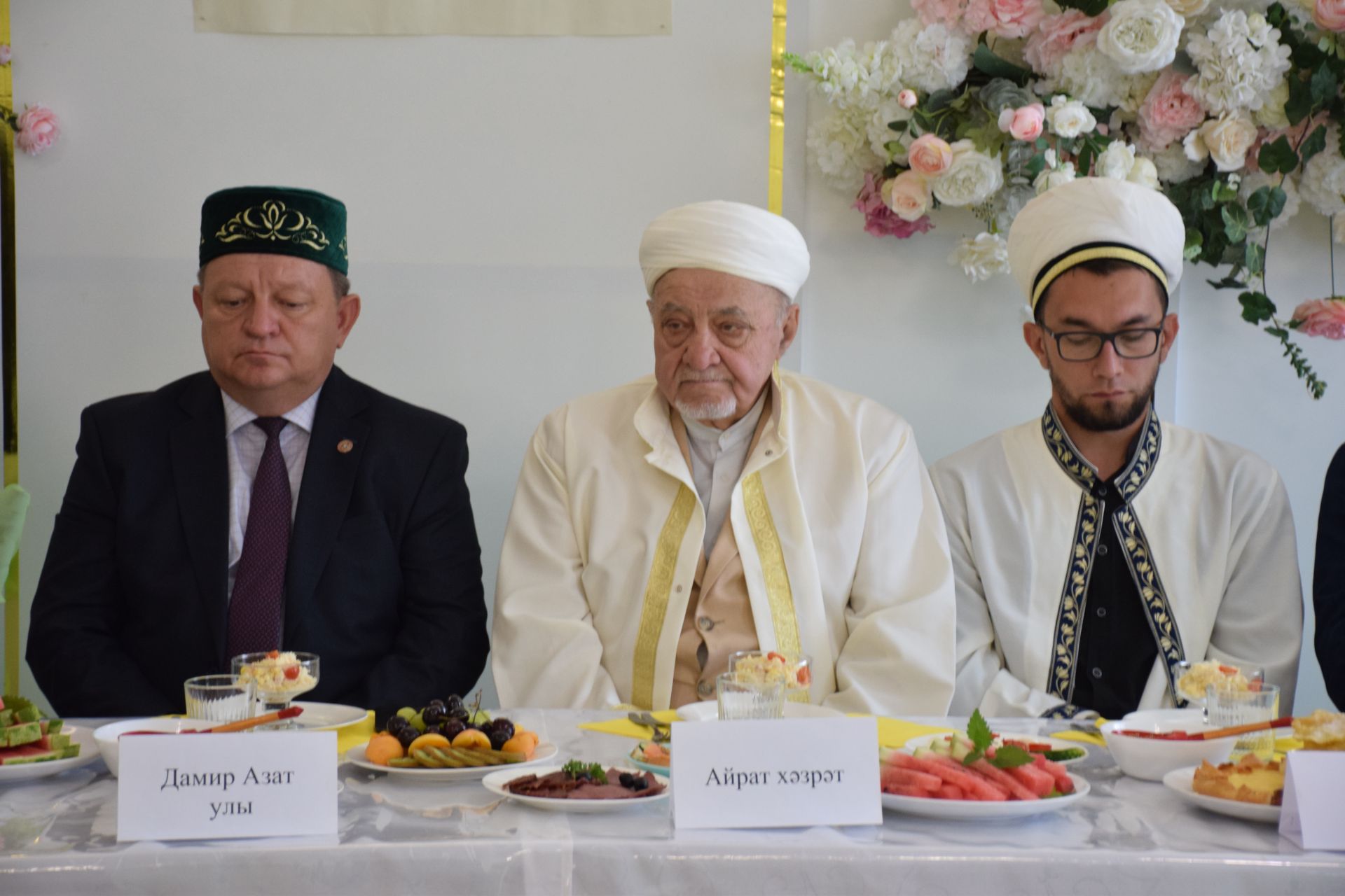 В образовательном центре имени Ахмадзаки хазрата Сафиуллина прошел Курбан-меджлис