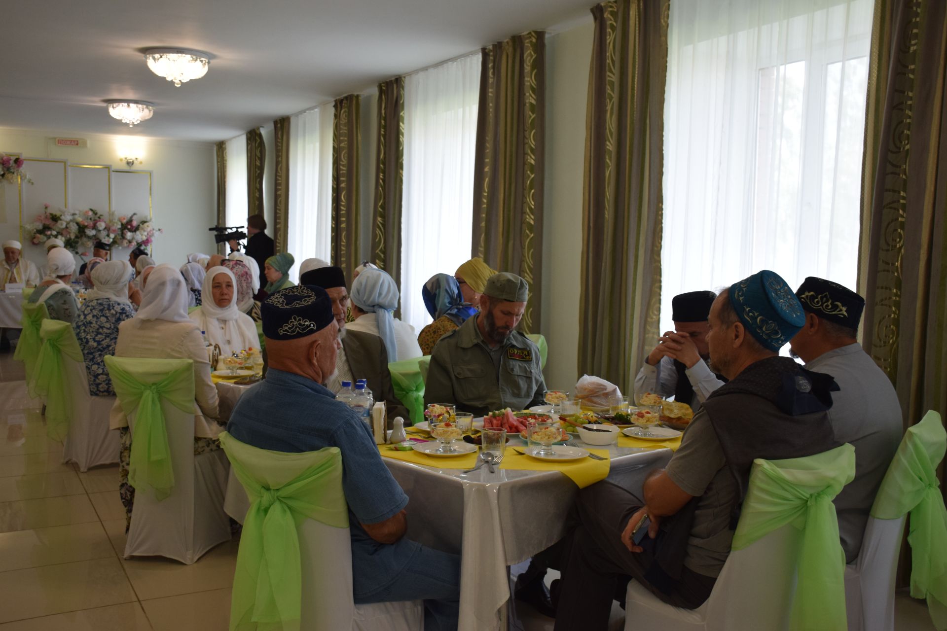 В образовательном центре имени Ахмадзаки хазрата Сафиуллина прошел Курбан-меджлис