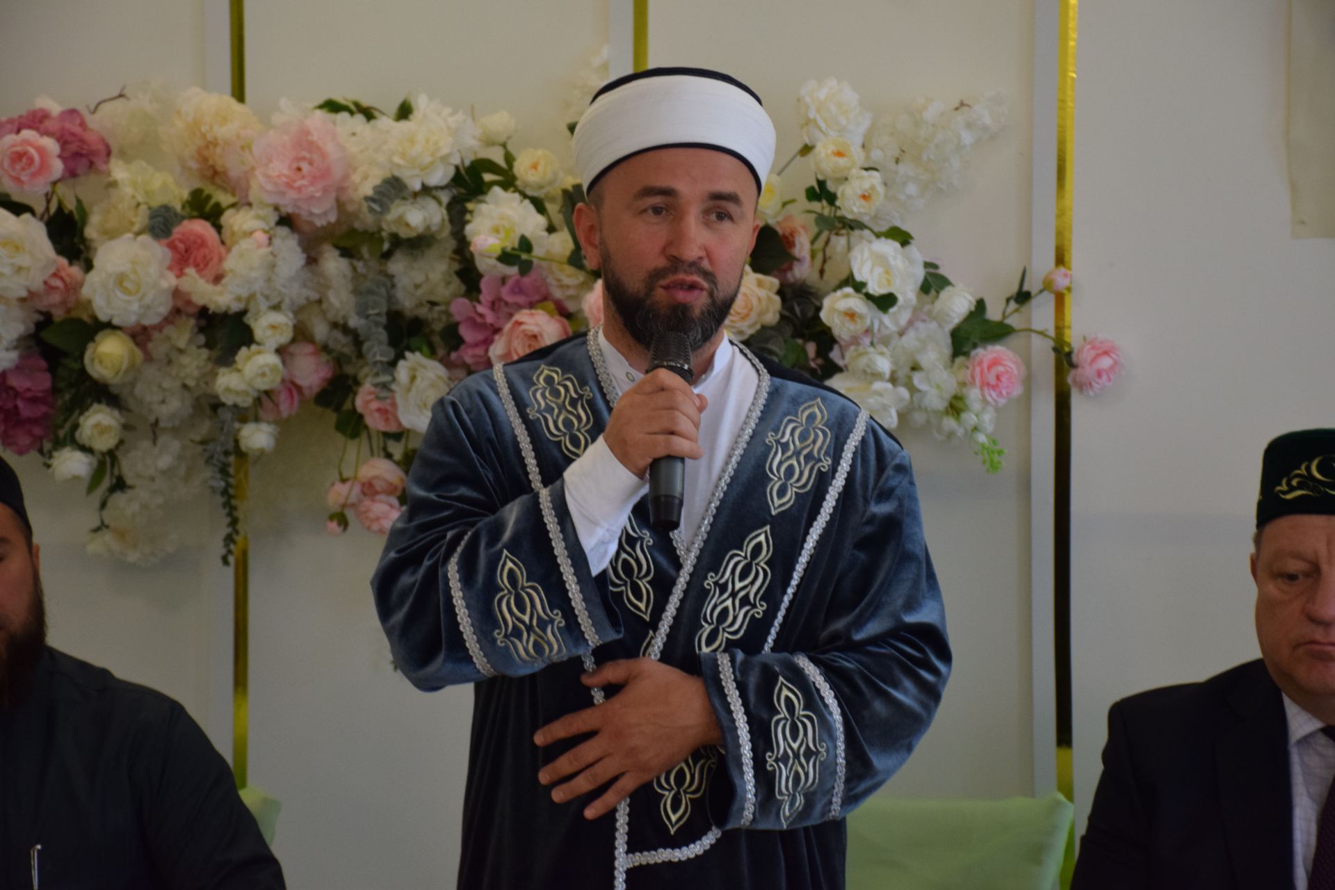 В образовательном центре имени Ахмадзаки хазрата Сафиуллина прошел Курбан-меджлис