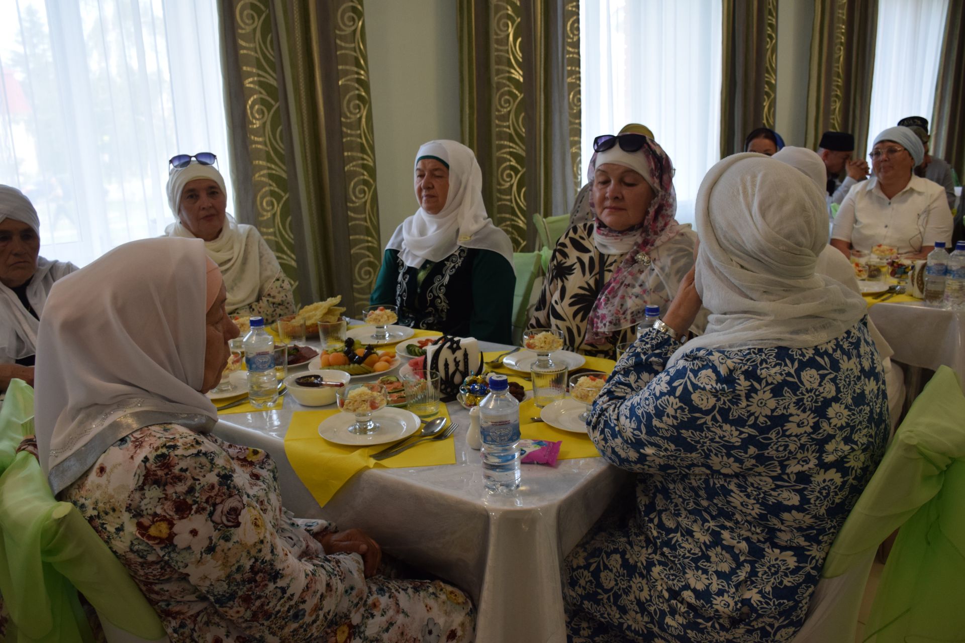 В образовательном центре имени Ахмадзаки хазрата Сафиуллина прошел Курбан-меджлис