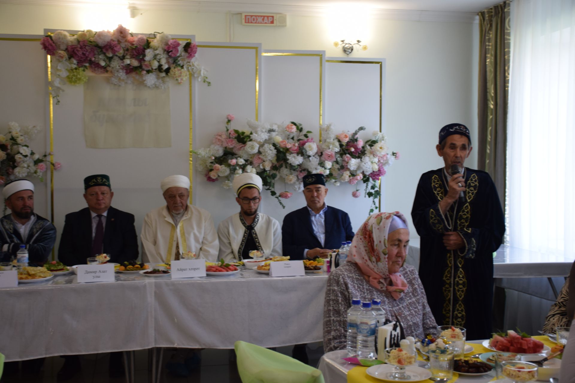 В образовательном центре имени Ахмадзаки хазрата Сафиуллина прошел Курбан-меджлис