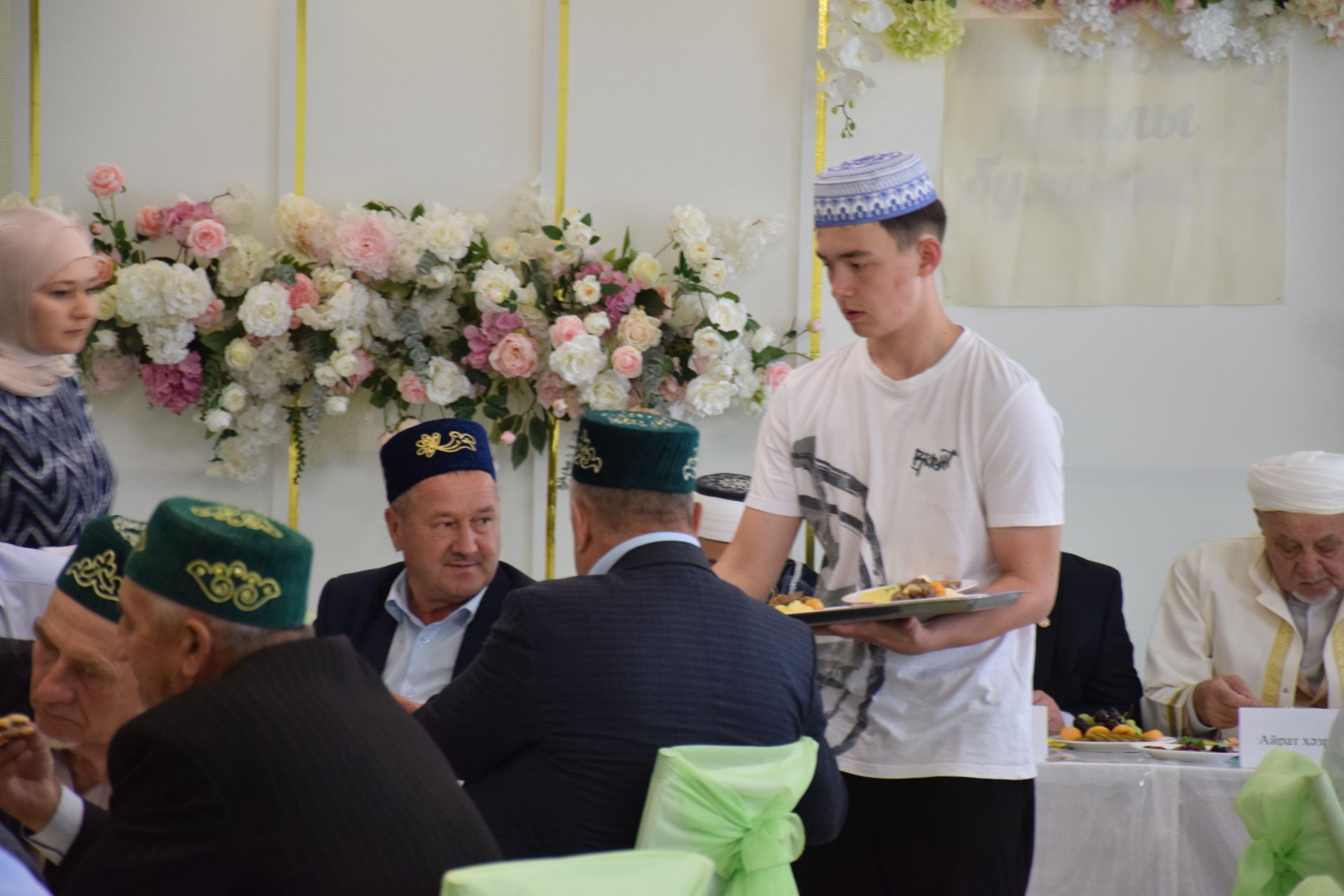 В образовательном центре имени Ахмадзаки хазрата Сафиуллина прошел Курбан-меджлис