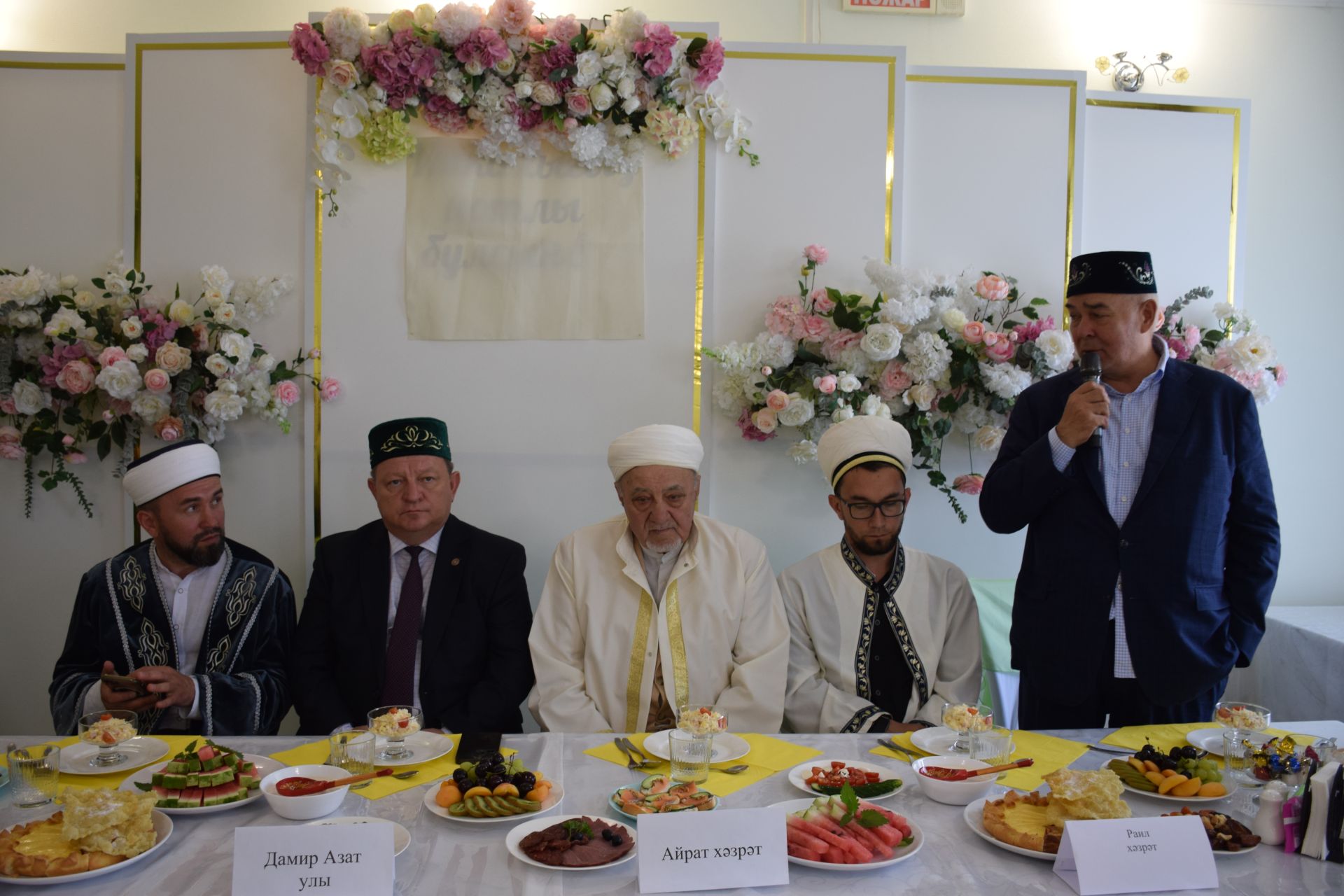 В образовательном центре имени Ахмадзаки хазрата Сафиуллина прошел Курбан-меджлис