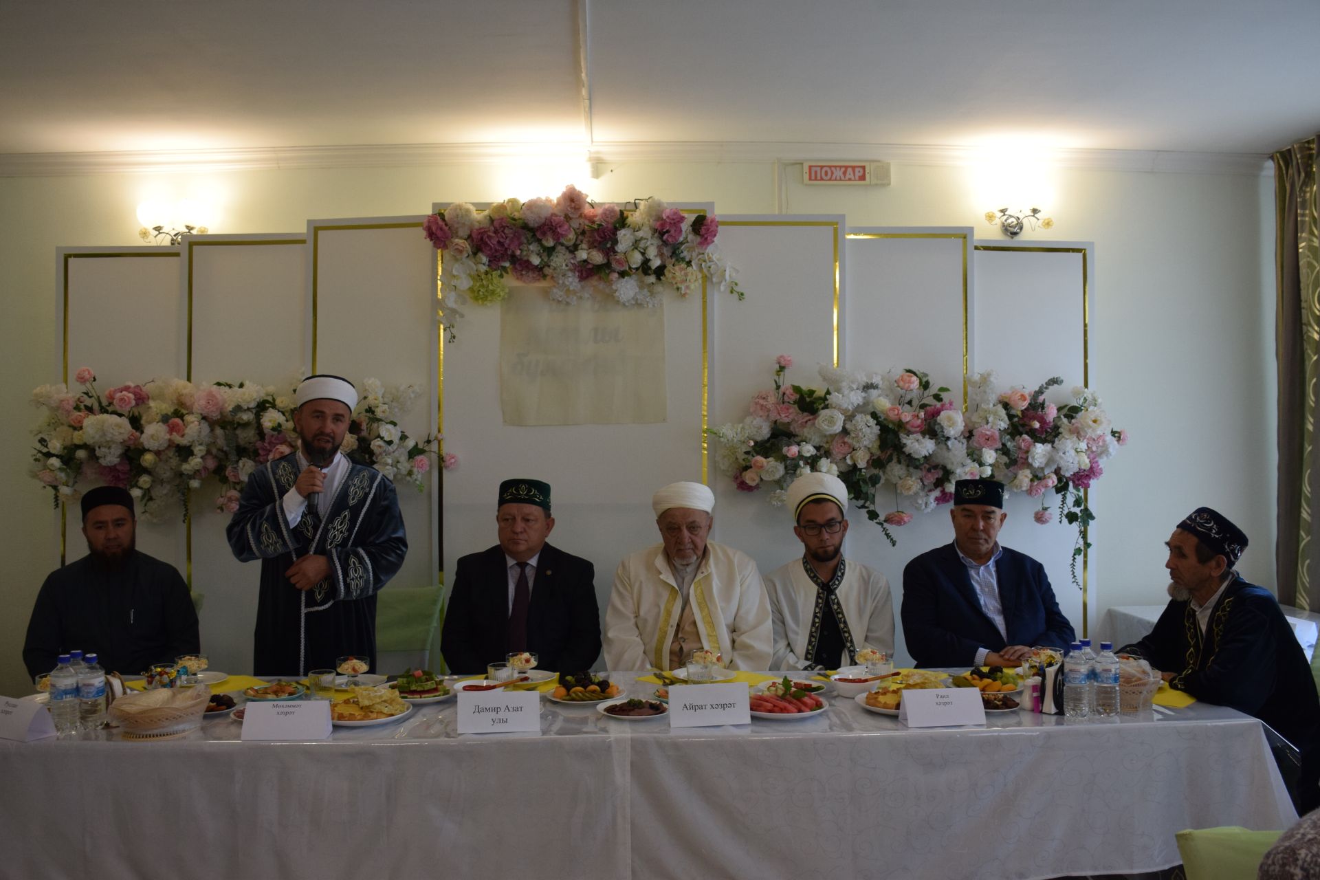В образовательном центре имени Ахмадзаки хазрата Сафиуллина прошел Курбан-меджлис