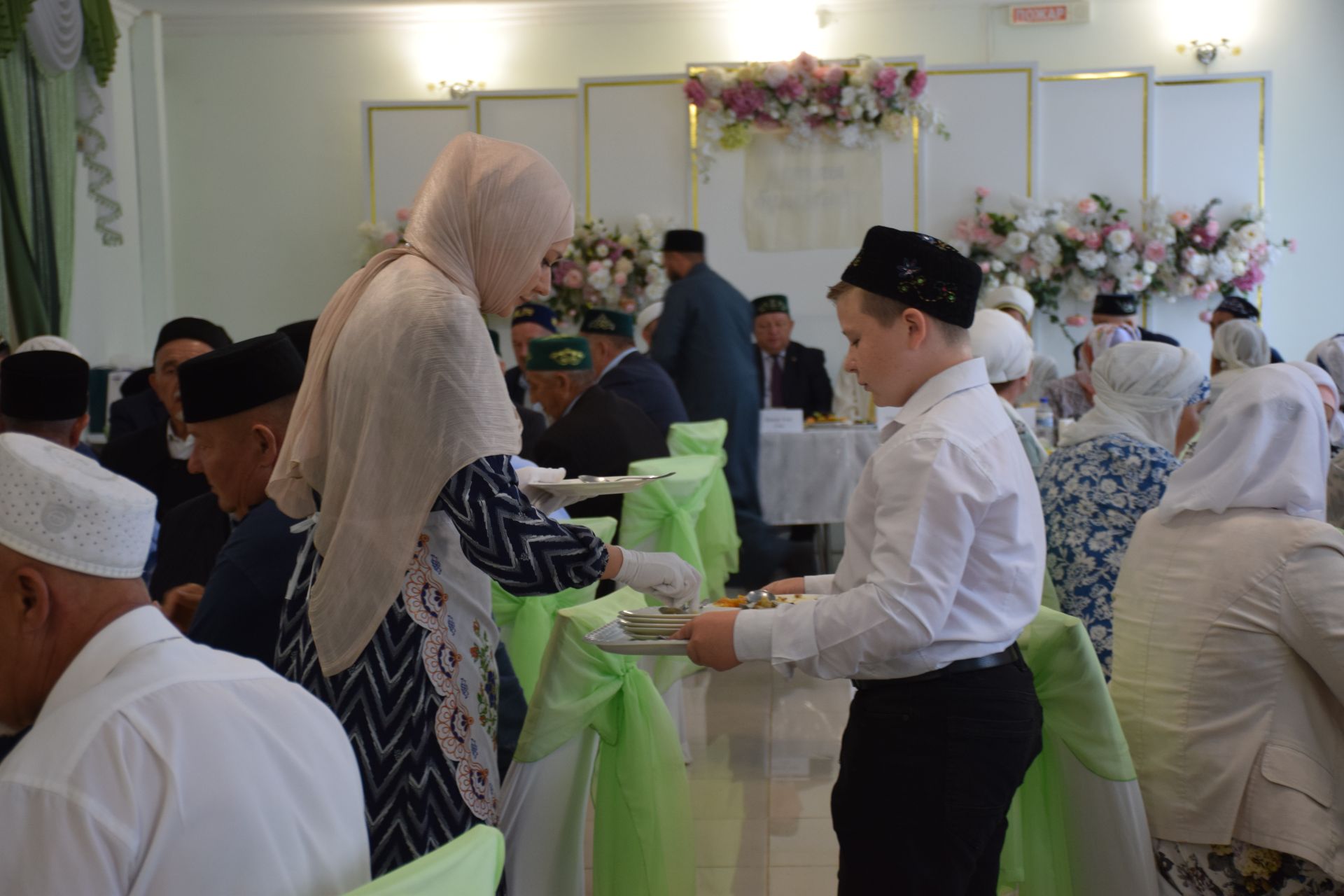 В образовательном центре имени Ахмадзаки хазрата Сафиуллина прошел Курбан-меджлис