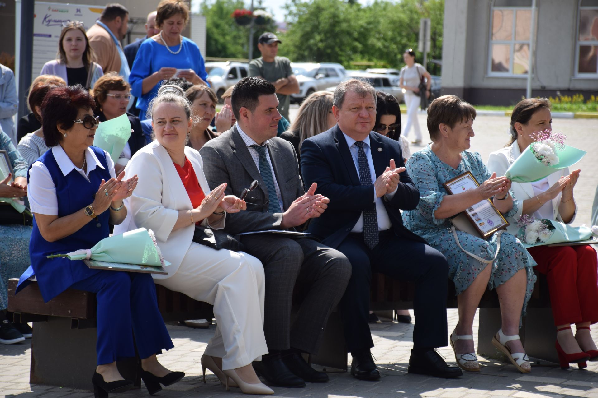 В преддверии Дня социального работника в Нурлате прошло праздничное мероприятие