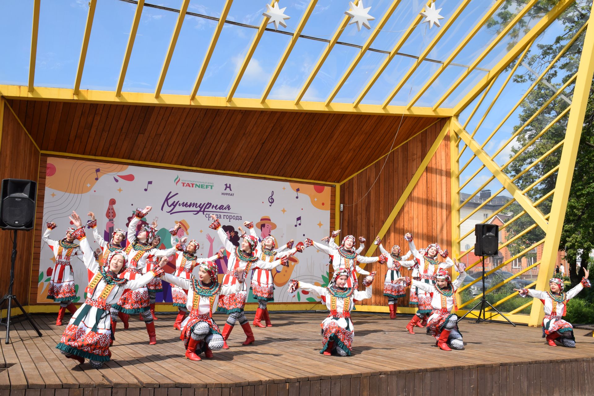 В преддверии Дня социального работника в Нурлате прошло праздничное мероприятие