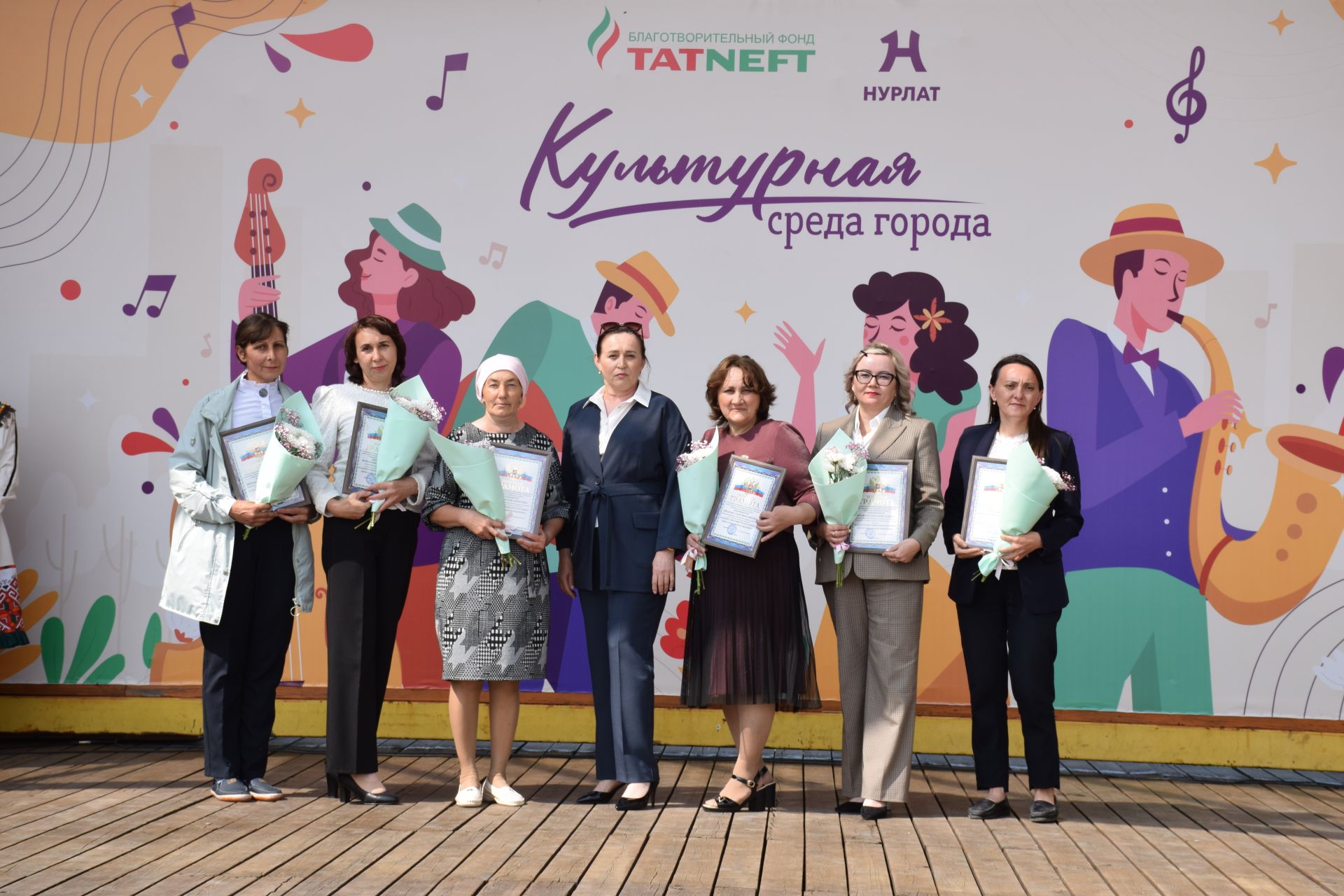 В преддверии Дня социального работника в Нурлате прошло праздничное мероприятие