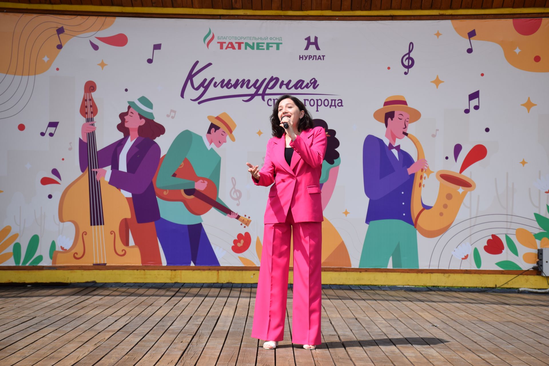 В преддверии Дня социального работника в Нурлате прошло праздничное мероприятие