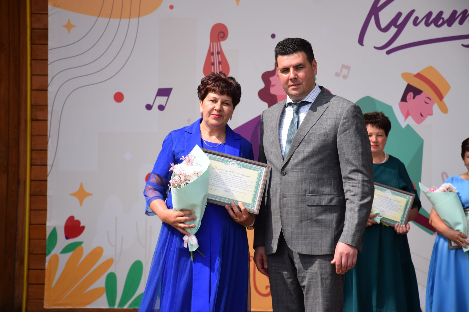 В преддверии Дня социального работника в Нурлате прошло праздничное мероприятие