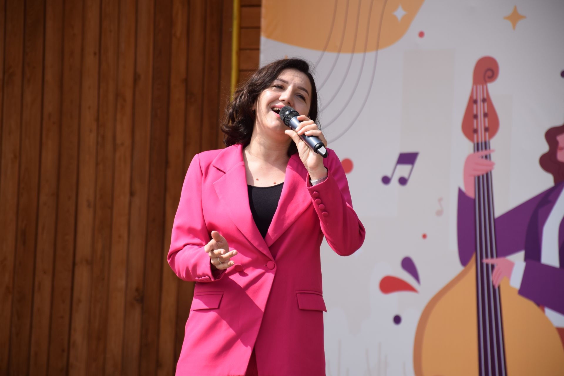 В преддверии Дня социального работника в Нурлате прошло праздничное мероприятие