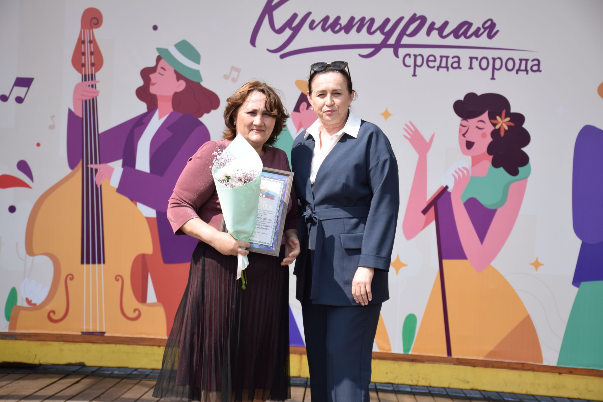 В преддверии Дня социального работника в Нурлате прошло праздничное мероприятие