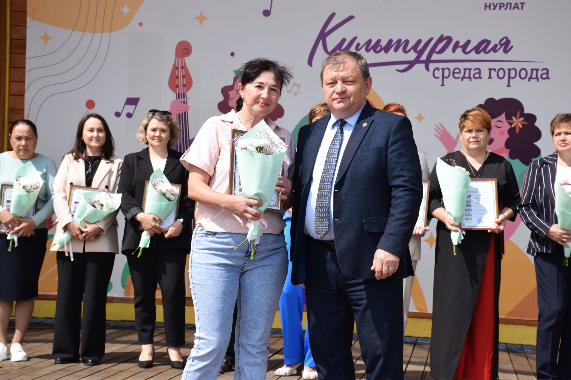 В преддверии Дня социального работника в Нурлате прошло праздничное мероприятие