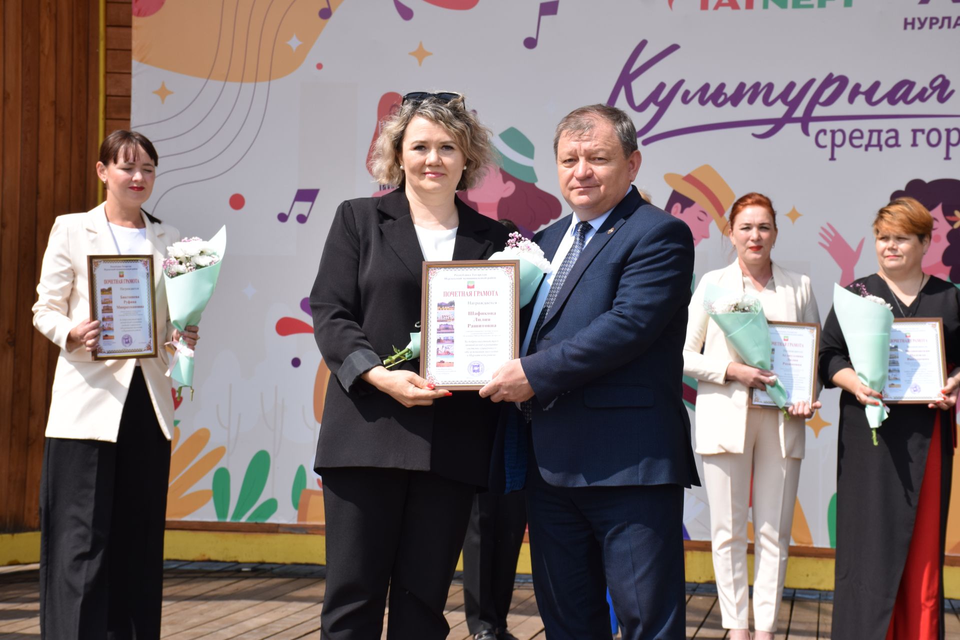 В преддверии Дня социального работника в Нурлате прошло праздничное мероприятие