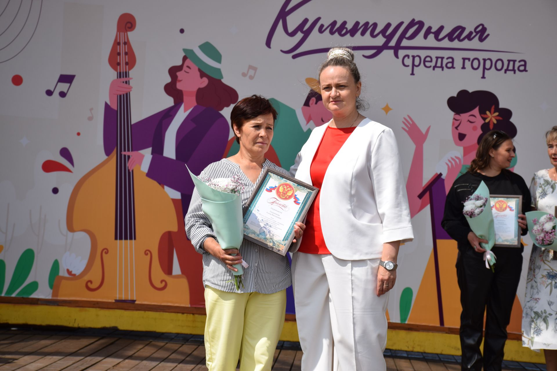 В преддверии Дня социального работника в Нурлате прошло праздничное мероприятие